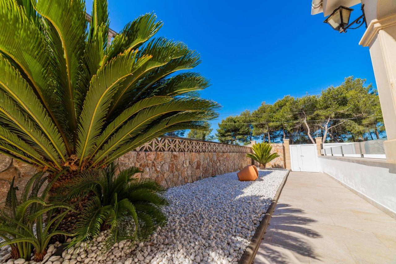 Benestar Pool And Beach In Platja De Muro Villa Esterno foto